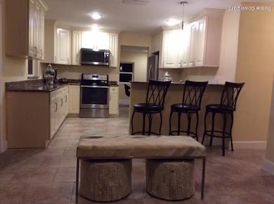 02_Canterbury_homes_p2.jpg