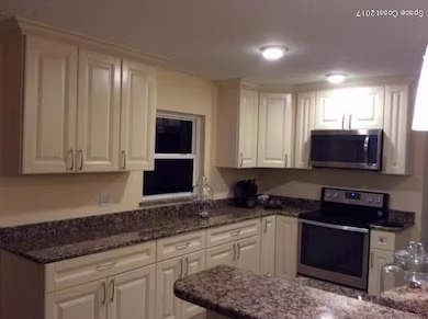 04_Canterbury_homes_p4.jpg